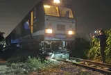 Chạy xe máy qua đường sắt, nam thanh niên bị tàu hỏa tông tử vong