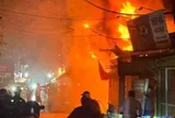 Cháy nhà trên phố Định Công Hạ, Hà Nội