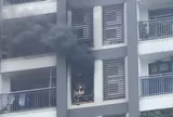 Cháy căn hộ tầng 10 chung cư cao cấp ở TPHCM, cư dân hoảng loạn tháo chạy