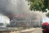 Cháy kinh hoàng ở Hà Tĩnh, thiệt hại ước tính hàng trăm tỉ đồng