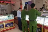 Kiểm tra hàng loạt tiệm vàng ở TP.HCM, nhiều cơ sở bị xử phạt, tịch thu tang vật vi phạm