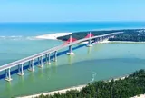 Cầu vượt cửa biển dài nhất miền Trung chính thức thông xe