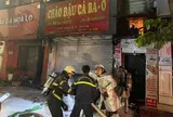 Cháy tiệm bán cháo, nhiều người được giải cứu