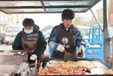 Từng nổi tiếng khắp MXH, 'bản sao' Châu Kiệt Luân quay về bán bánh