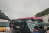 4 ô tô tông nhau liên hoàn trên cao tốc