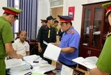 Quyết định bắt tạm giam, khám xét với giám đốc Phạm Ngọc Dũng và nhiều cấp dưới