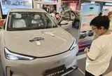 Grab tăng ô tô điện chở khách, tính mở trạm sạc dùng chung