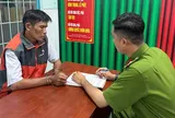 Gã xe ôm cướp vé số của người già ở TPHCM bị bắt, lộ ra 5 tiền án, tiền sự