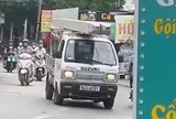 TPHCM: Lời khai của tài xế xe tải chở 2 cọc bê tông trên nóc thùng xe