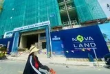VN-Index giảm gần 50 điểm, cổ phiếu Novaland ngược dòng tăng giá