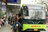 Hà Nội chính thức dùng vé điện tử liên thông cho giao thông công cộng từ 25/6