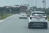 Nam tài xế lái ô tô đầu kéo bỏ chạy khi CSGT ra hiệu lệnh dừng xe