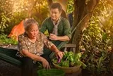 Nghệ sĩ Lê Thiện gây xúc động với bà mẹ nhớ người con liệt sĩ trong khu vườn quạnh hiu
