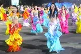 Đường phố Nha Trang rực rỡ sắc màu trong lễ hội carnival