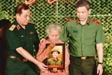 Phút nghẹn ngào khi liệt sĩ Huỳnh Văn Quên đã có ảnh thờ sau hàng chục năm mong mỏi