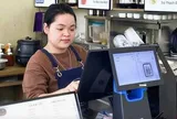 Hộ kinh doanh bán món hàng 5.000 đồng, tốn tới 700 đồng xuất hóa đơn