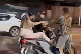 Công an truy tìm người đàn ông hành hung nam thanh niên ở Hà Nội