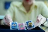 Giá vàng thế giới rơi khỏi ngưỡng 4.600 USD/ounce
