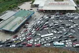 Cao tốc qua Đồng Nai ùn ứ từ sáng đến trưa, trạm dừng nghỉ quá tải