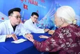 Chuỗi nhà thuốc đầu tiên hiện diện tại Côn Đảo: Long Châu 'đi thật xa để đến thật gần' người dân