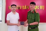 Người phụ nữ nhặt ví chứa tiền, vàng ở Tam Đảo tìm người đánh rơi