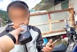 Tài xế xe máy ‘phồng mồm’ né kiểm tra nồng độ cồn ở Lào Cai