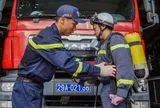 Cảnh sát PCCC kể khoảnh khắc lao vào căn nhà mịt mùng khói lửa cứu người mắc kẹt