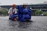 Dự báo thời tiết 7/10/2026: Huế - Đà Nẵng mưa lớn 'như trút nước'