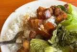 Xôn xao đĩa cơm bình dân giá 100.000 đồng