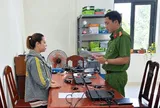 Bắt quả tang một công ty làm hàng giả, khởi tố nữ giám đốc