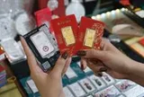 Giá vàng bạc giảm liên tục, nhà đầu tư lỗ nặng