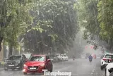 Mưa vượt 300 mm, Huế cảnh báo nguy cơ lũ quét và sạt lở đất