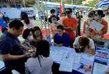 Rời vị trí quản lý lương nghìn USD, người đàn ông 43 tuổi tìm việc mới 'gần nhà'