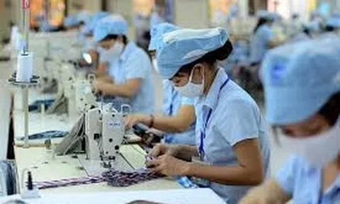 Đánh giá năng lực cạnh tranh trên thị trường quốc tế của Tập đoàn Dệt may Việt Nam qua mô hình kim cương