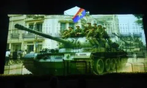 Trải nghiệm thú vị với màn trình chiếu 3D Mapping trên tòa nhà 125 năm tuổi tại Đà Nẵng