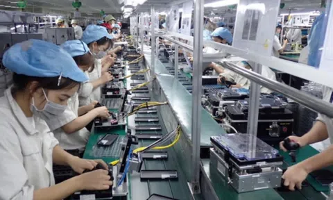 Các yếu tố ảnh hưởng đến sự gắn kết của nhân viên với các công ty Nhật Bản tại Khu chế xuất Tân Thuận TP. Hồ Chí Minh thời kỳ hậu dịch Covid-19