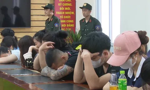 Nhóm tội phạm lừa đảo chiếm đoạt hàng trăm tỉ đồng dưới hình thức "Cắt đá tìm ngọc"