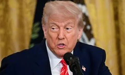 Ông Trump tuyên bố giữ mức thuế sàn 10% kể cả khi có thỏa thuận