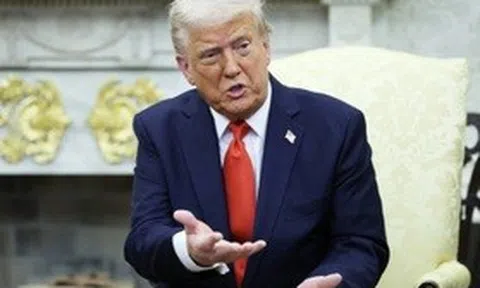 Tỷ lệ ủng hộ ông Trump tăng nhẹ, người Mỹ bớt lo suy thoái