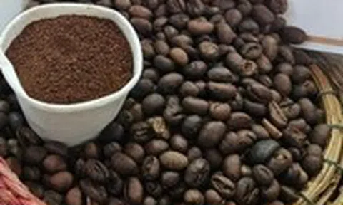 Giá cà phê thế giới biến động trái chiều, tại Việt Nam giá ra sao?