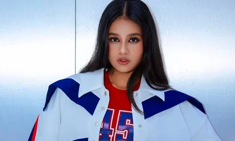 "Mẫu nhí" Laisha mê áo dài Việt Nam, kể chuyện catwalk trên giày 15cm