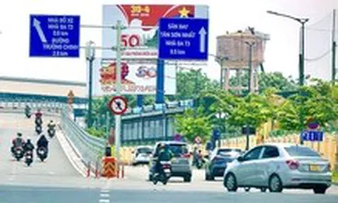 Nhà ga T3 Tân Sơn Nhất: Khách đi nhầm như 'cơm bữa', lòng vòng tìm chỗ gửi ô tô, xe máy
