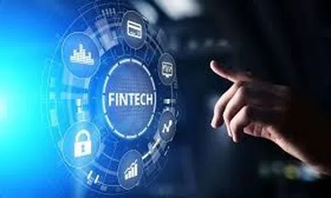 Phân tích thực trạng hành vi chấp nhận dịch vụ Fintech của sinh viên đại học tại Việt Nam