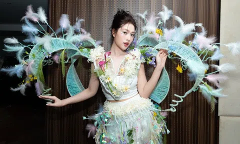 Hoa hậu Thiên Ân diện váy đính hoa, được khen khi trở lại sàn catwalk