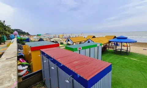 Cảnh khó tin ở bãi biển nổi tiếng ở Thanh Hóa