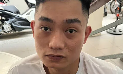 Chặn xe máy, bắt Nguyễn Quang Quy