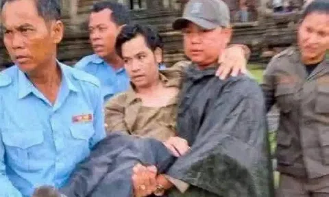 Ngồi trú mưa ở ngôi đền nổi tiếng, 3 du khách bị sét đánh thiệt mạng