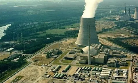 Iran cảnh báo đáp trả khốc liệt nếu Israel tấn công