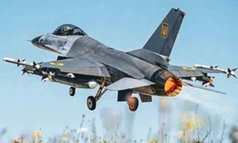 Nga thưởng tiền cho 12 binh sĩ bắn rơi tiêm kích F-16 của Ukraine