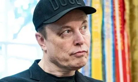 Tỷ phú Musk nêu lý do mắt bầm tím khi đến Nhà Trắng